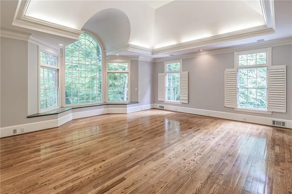 5695 Glen Errol Road, Sandy Springs, Georgia 30327, 7 Bedrooms Bedrooms, ,6 BathroomsBathrooms,Residential,Sold,5695 Glen Errol Road,6917834