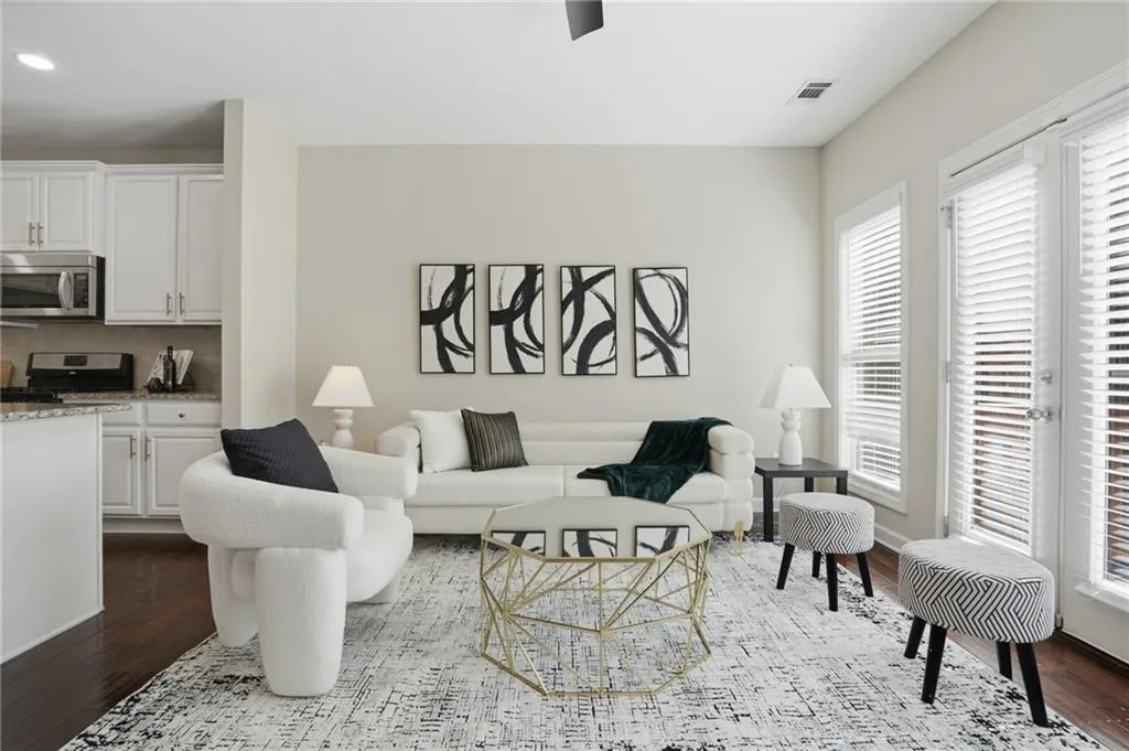1221 Lavista Road Ne, Atlanta, Georgia 30324, 3 Bedrooms Bedrooms, 0 ,3 BathroomsBathrooms,Residential,For Sale,1221 Lavista Road Ne,7740122