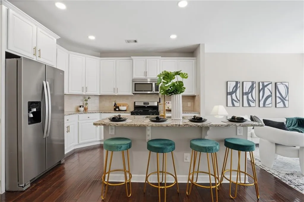 1221 Lavista Road Ne, Atlanta, Georgia 30324, 3 Bedrooms Bedrooms, 0 ,3 BathroomsBathrooms,Residential,For Sale,1221 Lavista Road Ne,7740122