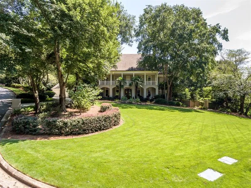 7605 Treeridge Court, Sandy Springs, Georgia 30350, 7 Bedrooms Bedrooms, ,5 BathroomsBathrooms,Residential,Sold,7605 Treeridge Court,6827220