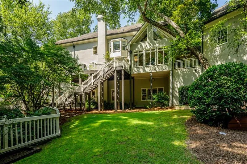 7605 Treeridge Court, Sandy Springs, Georgia 30350, 7 Bedrooms Bedrooms, ,5 BathroomsBathrooms,Residential,Sold,7605 Treeridge Court,6827220