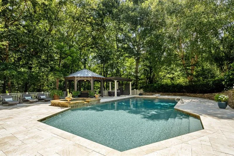 7605 Treeridge Court, Sandy Springs, Georgia 30350, 7 Bedrooms Bedrooms, ,5 BathroomsBathrooms,Residential,Sold,7605 Treeridge Court,6827220