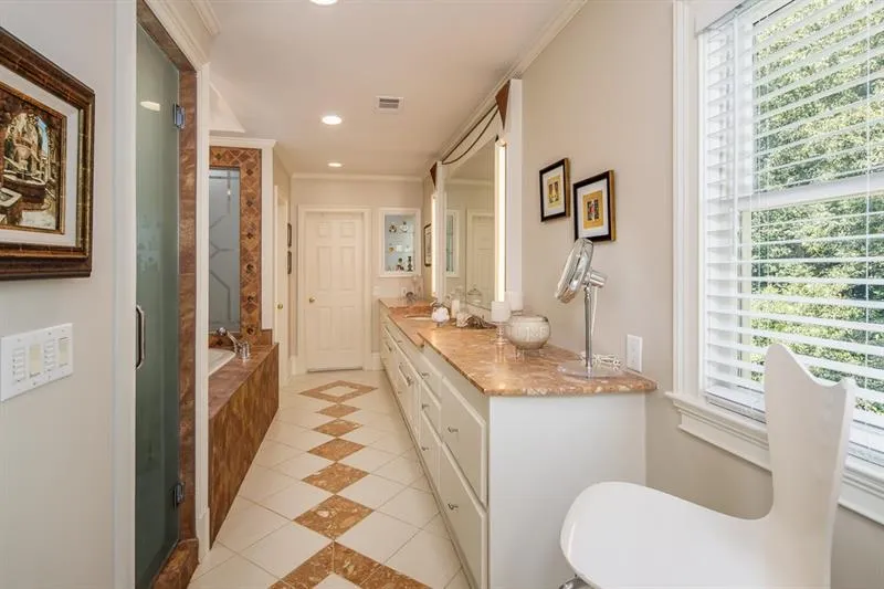 7605 Treeridge Court, Sandy Springs, Georgia 30350, 7 Bedrooms Bedrooms, ,5 BathroomsBathrooms,Residential,Sold,7605 Treeridge Court,6827220