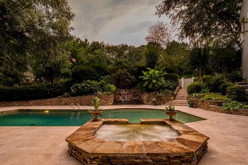 7605 Treeridge Court, Sandy Springs, Georgia 30350, 7 Bedrooms Bedrooms, ,5 BathroomsBathrooms,Residential,Sold,7605 Treeridge Court,6827220