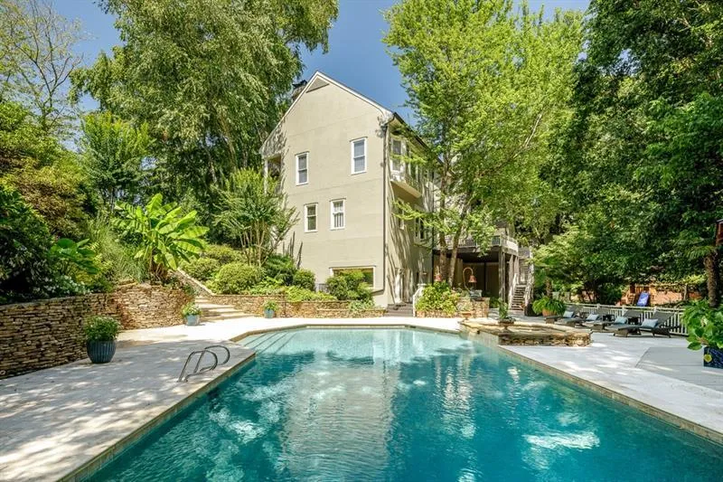 7605 Treeridge Court, Sandy Springs, Georgia 30350, 7 Bedrooms Bedrooms, ,5 BathroomsBathrooms,Residential,Sold,7605 Treeridge Court,6827220
