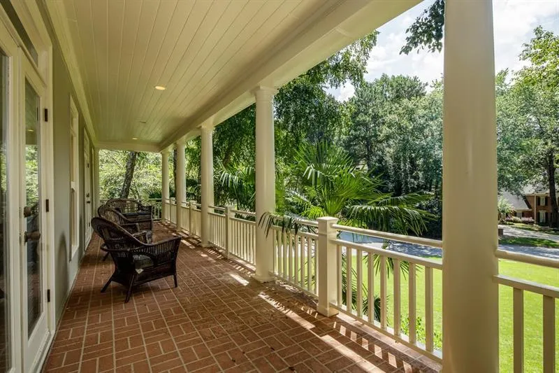 7605 Treeridge Court, Sandy Springs, Georgia 30350, 7 Bedrooms Bedrooms, ,5 BathroomsBathrooms,Residential,Sold,7605 Treeridge Court,6827220