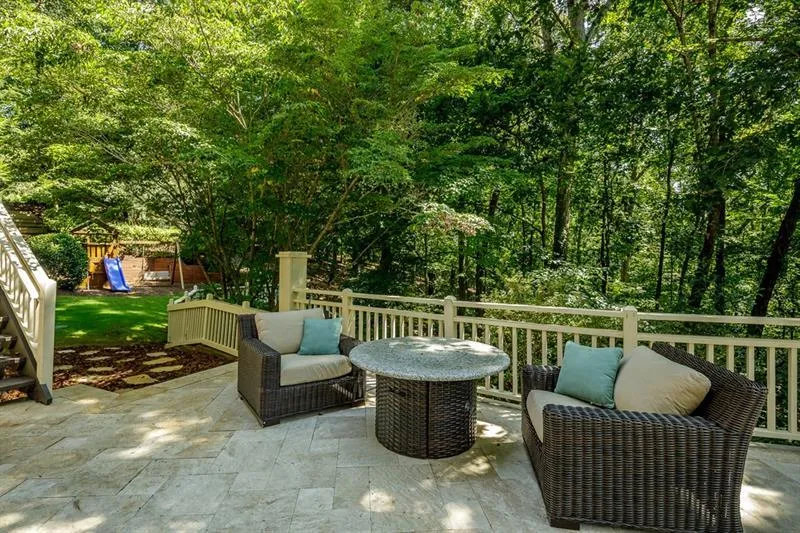 7605 Treeridge Court, Sandy Springs, Georgia 30350, 7 Bedrooms Bedrooms, ,5 BathroomsBathrooms,Residential,Sold,7605 Treeridge Court,6827220