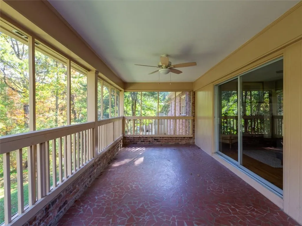 430 Elden Drive, Atlanta, Georgia 30342, 4 Bedrooms Bedrooms, ,2 BathroomsBathrooms,Residential,Sold,430 Elden Drive,7461797