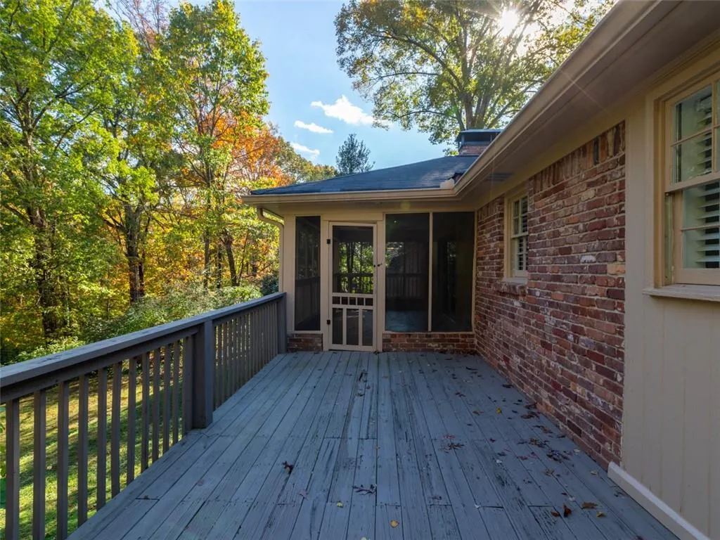 430 Elden Drive, Atlanta, Georgia 30342, 4 Bedrooms Bedrooms, ,2 BathroomsBathrooms,Residential,Sold,430 Elden Drive,7461797