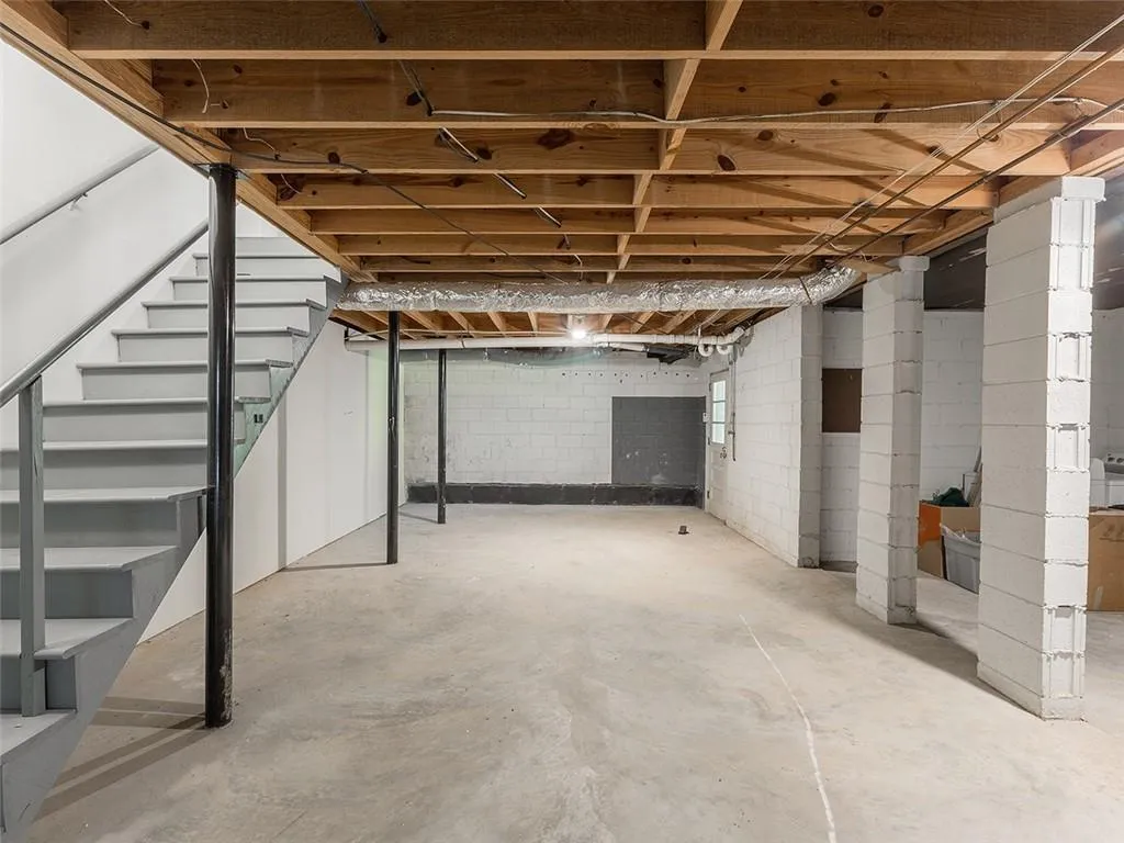 430 Elden Drive, Atlanta, Georgia 30342, 4 Bedrooms Bedrooms, ,2 BathroomsBathrooms,Residential,Sold,430 Elden Drive,7461797