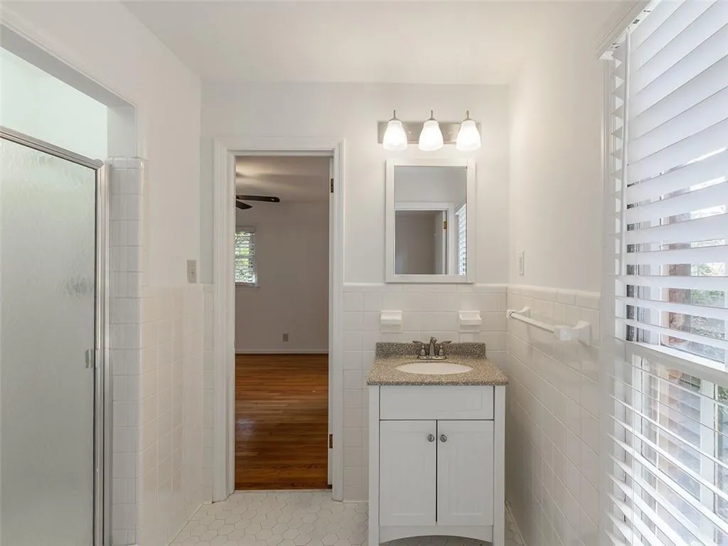 430 Elden Drive, Atlanta, Georgia 30342, 4 Bedrooms Bedrooms, ,2 BathroomsBathrooms,Residential,Sold,430 Elden Drive,7461797