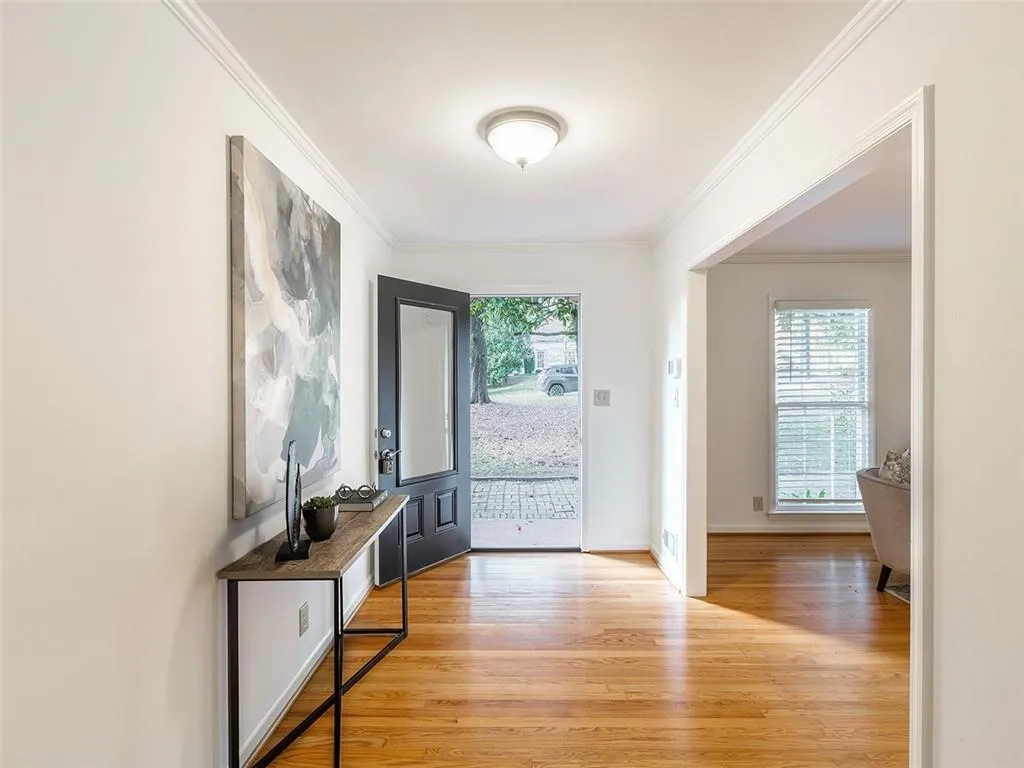 430 Elden Drive, Atlanta, Georgia 30342, 4 Bedrooms Bedrooms, ,2 BathroomsBathrooms,Residential,Sold,430 Elden Drive,7461797