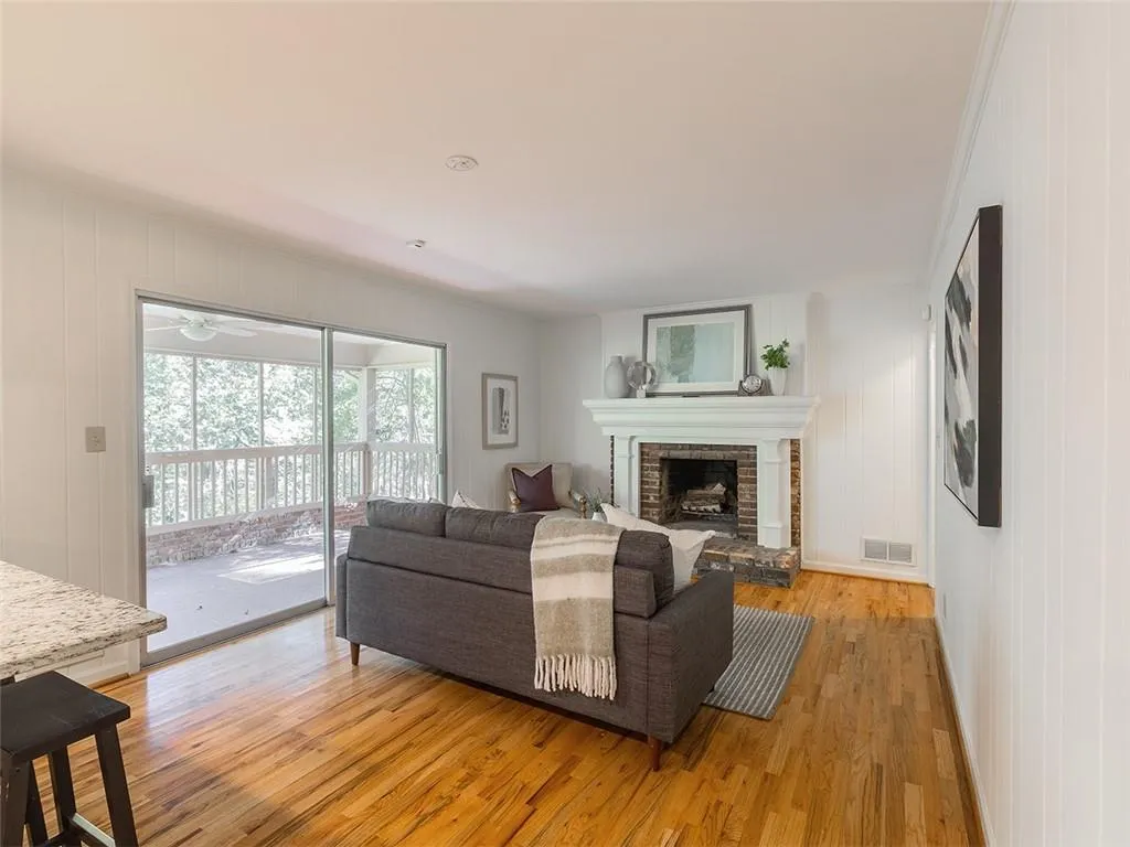 430 Elden Drive, Atlanta, Georgia 30342, 4 Bedrooms Bedrooms, ,2 BathroomsBathrooms,Residential,Sold,430 Elden Drive,7461797