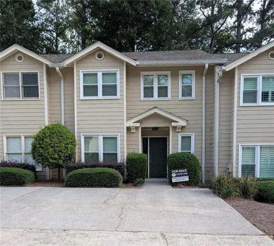 230 Peachtree Hollow Court Unit 19, Sandy Springs, Georgia 30328