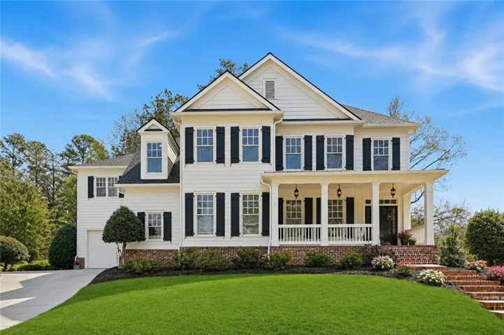 One of a kind, Gorgeous Curb appeal