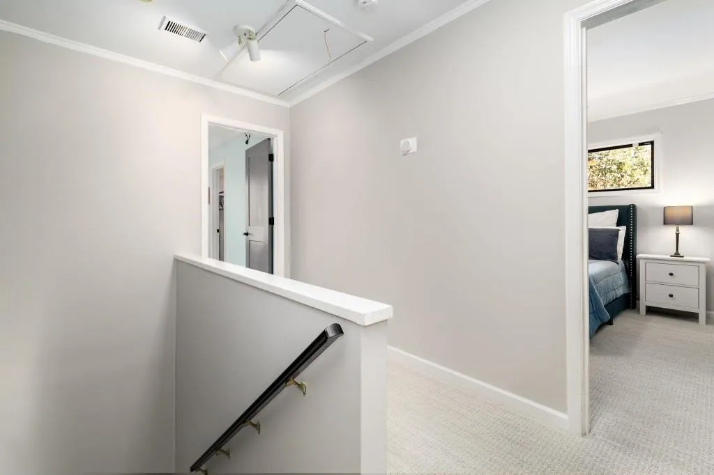 33 Forrest Place, Sandy Springs, Georgia 30328, 3 Bedrooms Bedrooms, ,2 BathroomsBathrooms,Residential,Sold,33 Forrest Place,7352864