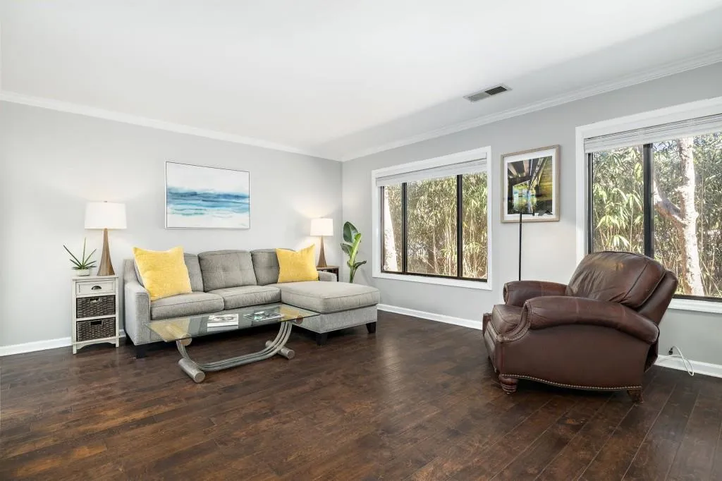 33 Forrest Place, Sandy Springs, Georgia 30328, 3 Bedrooms Bedrooms, ,2 BathroomsBathrooms,Residential,Sold,33 Forrest Place,7352864