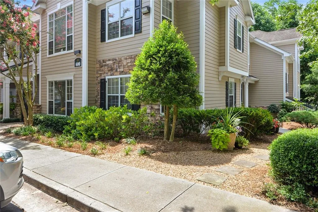 2400 Cumberland Pkwy Unit 611, Atlanta, Georgia 30339, 2 Bedrooms Bedrooms, ,1 BathroomBathrooms,Residential,For Sale,2400 Cumberland Pkwy Unit 611,7621963