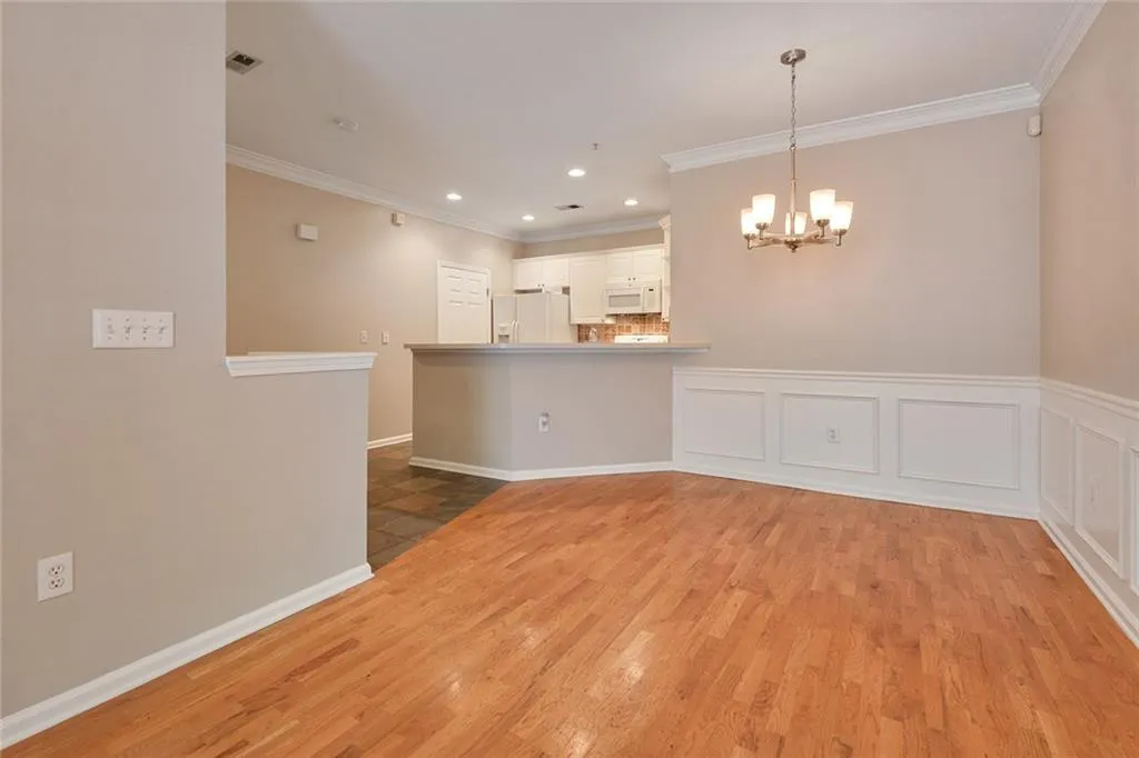 2400 Cumberland Pkwy Unit 611, Atlanta, Georgia 30339, 2 Bedrooms Bedrooms, ,1 BathroomBathrooms,Residential,For Sale,2400 Cumberland Pkwy Unit 611,7621963