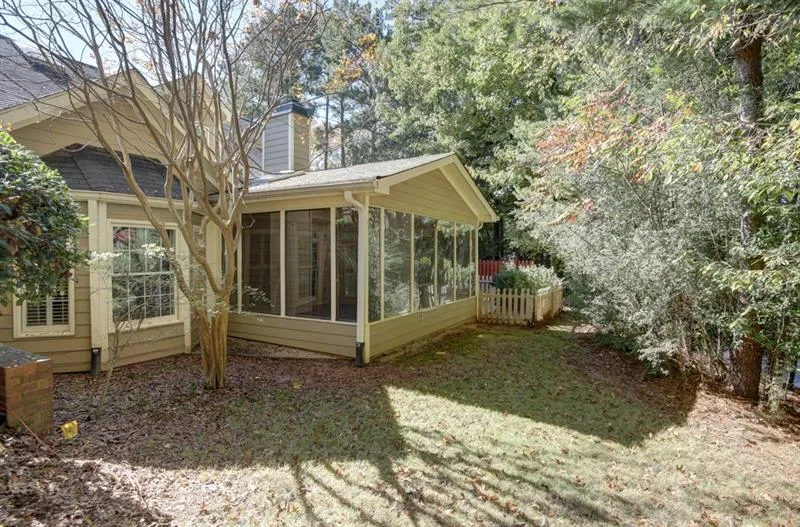 7155 Roswell Road Ne Unit 39, Atlanta, Georgia 30328, 3 Bedrooms Bedrooms, ,3 BathroomsBathrooms,Residential,Sold,7155 Roswell Road Ne Unit 39,6634106