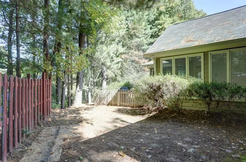 7155 Roswell Road Ne Unit 39, Atlanta, Georgia 30328, 3 Bedrooms Bedrooms, ,3 BathroomsBathrooms,Residential,Sold,7155 Roswell Road Ne Unit 39,6634106