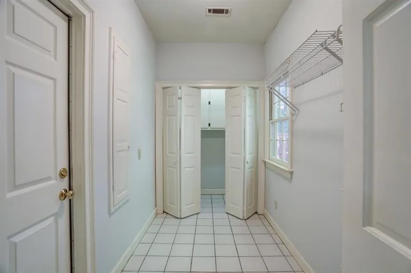 7155 Roswell Road Ne Unit 39, Atlanta, Georgia 30328, 3 Bedrooms Bedrooms, ,3 BathroomsBathrooms,Residential,Sold,7155 Roswell Road Ne Unit 39,6634106