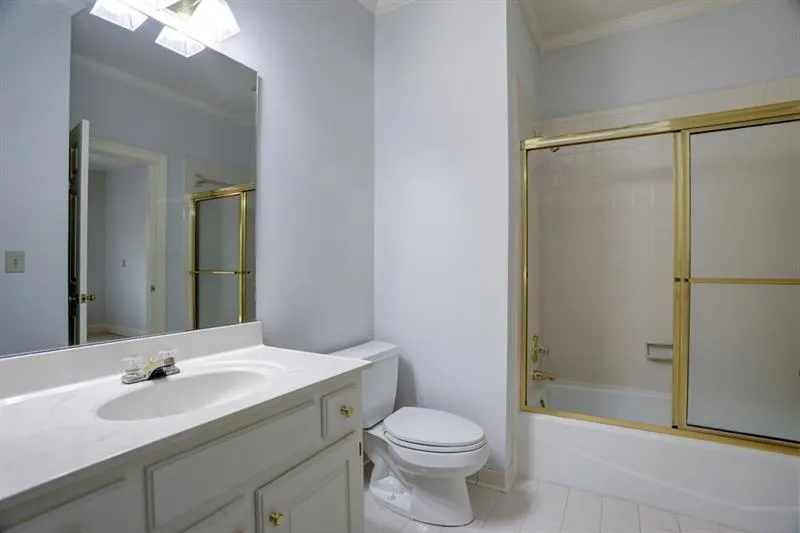 7155 Roswell Road Ne Unit 39, Atlanta, Georgia 30328, 3 Bedrooms Bedrooms, ,3 BathroomsBathrooms,Residential,Sold,7155 Roswell Road Ne Unit 39,6634106