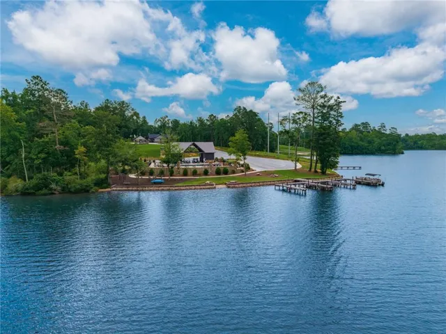 143 Falls Lane, Milledgeville, Georgia 31061