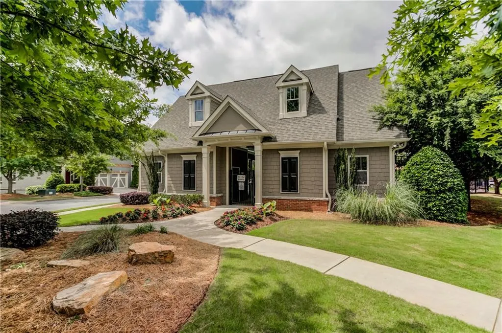7670 Glisten Avenue Unit 7670, Atlanta, Georgia 30328, 4 Bedrooms Bedrooms, ,3 BathroomsBathrooms,Residential,Sold,7670 Glisten Avenue Unit 7670,6020589