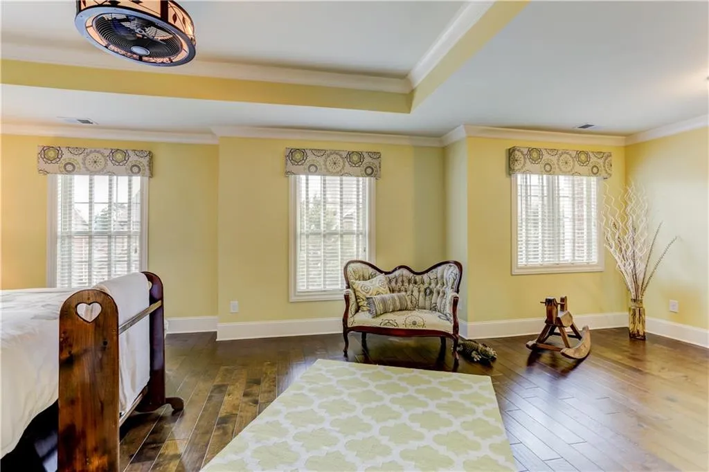 7670 Glisten Avenue Unit 7670, Atlanta, Georgia 30328, 4 Bedrooms Bedrooms, ,3 BathroomsBathrooms,Residential,Sold,7670 Glisten Avenue Unit 7670,6020589
