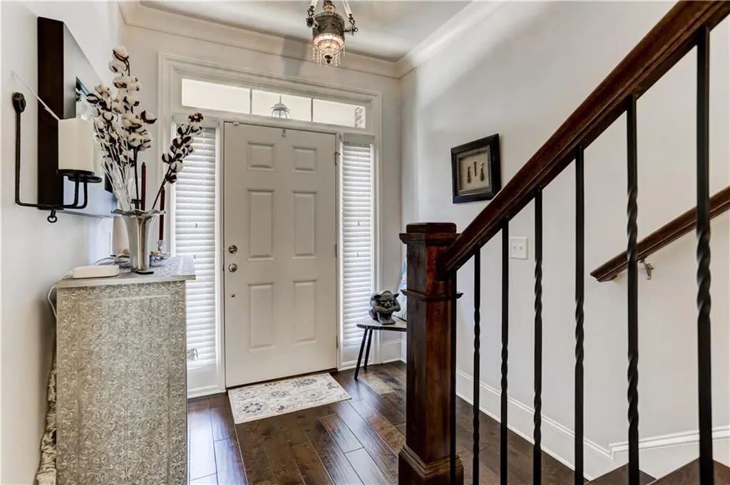 7670 Glisten Avenue Unit 7670, Atlanta, Georgia 30328, 4 Bedrooms Bedrooms, ,3 BathroomsBathrooms,Residential,Sold,7670 Glisten Avenue Unit 7670,6020589