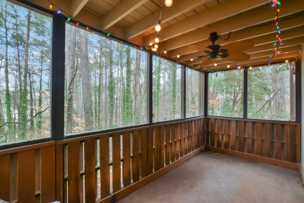 410 Woodcliff Drive, Sandy Springs, Georgia 30350, 2 Bedrooms Bedrooms, ,1 BathroomBathrooms,Residential,Sold,410 Woodcliff Drive,6121300