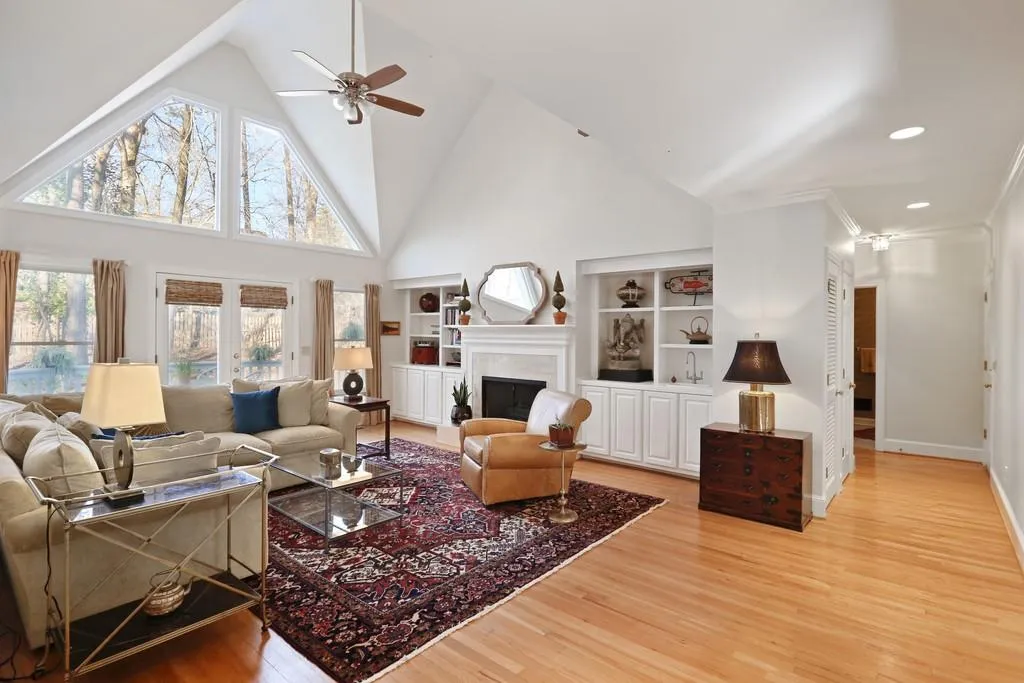 690 Mabry Road, Sandy Springs, Georgia 30328, 4 Bedrooms Bedrooms, ,3 BathroomsBathrooms,Residential,Sold,690 Mabry Road,6675695