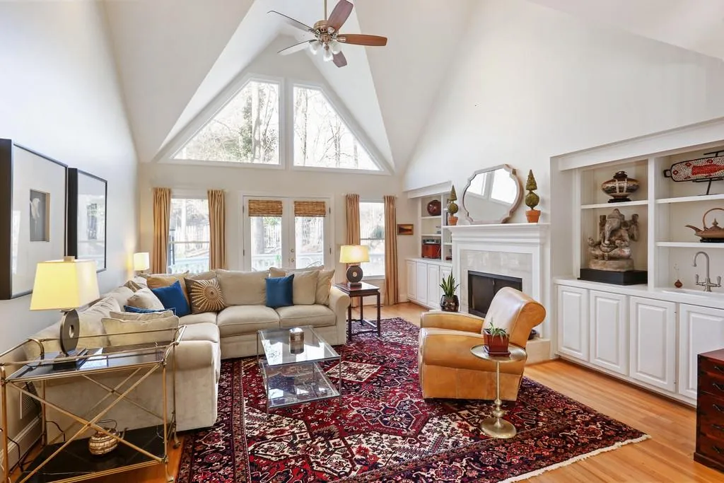 690 Mabry Road, Sandy Springs, Georgia 30328, 4 Bedrooms Bedrooms, ,3 BathroomsBathrooms,Residential,Sold,690 Mabry Road,6675695