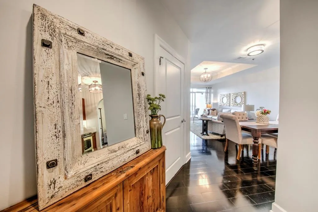 325 E Paces Ferry Road Ne Unit 903, Atlanta, Georgia 30305, 1 Bedroom Bedrooms, ,1 BathroomBathrooms,Residential,Sold,325 E Paces Ferry Road Ne Unit 903,6020612