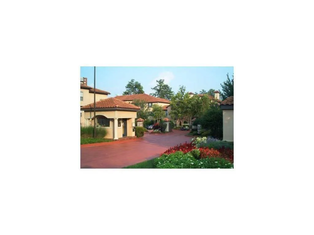 3777 Peachtree Road Ne Unit 307, Brookhaven, Georgia 30319, 1 Bedroom Bedrooms, ,1 BathroomBathrooms,Residential,Sold,3777 Peachtree Road Ne Unit 307,5673020