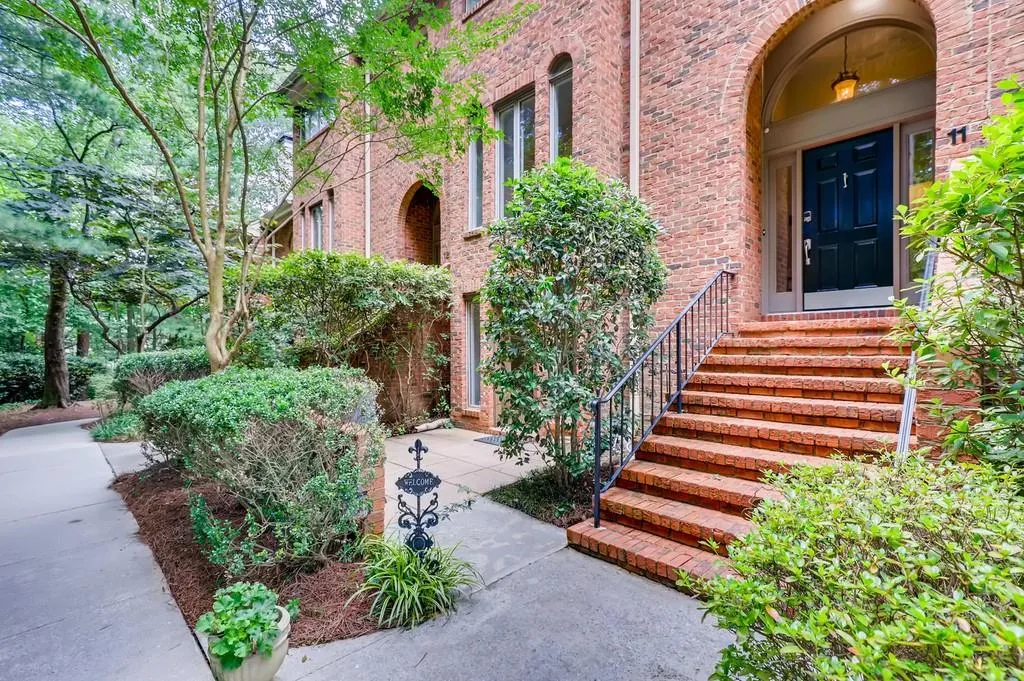 11 Westfair Court Unit 11, Sandy Springs, Georgia 30328, 3 Bedrooms Bedrooms, ,2 BathroomsBathrooms,Residential,Sold,11 Westfair Court Unit 11,6750293