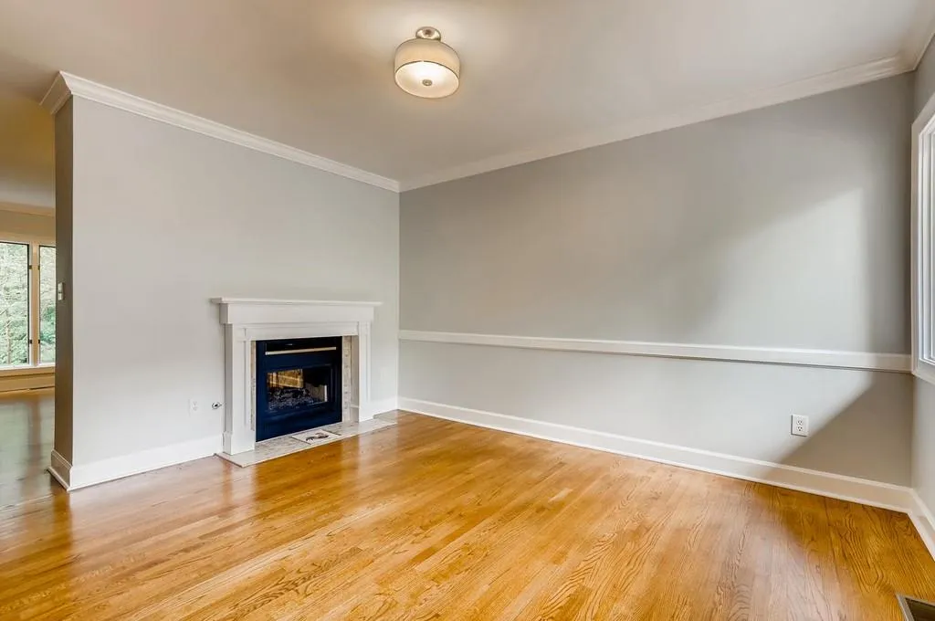 11 Westfair Court Unit 11, Sandy Springs, Georgia 30328, 3 Bedrooms Bedrooms, ,2 BathroomsBathrooms,Residential,Sold,11 Westfair Court Unit 11,6750293