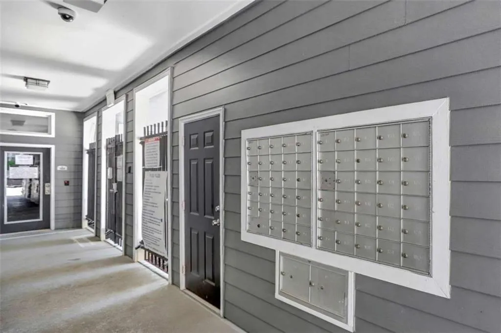 6209 Santa Fe Parkway, Sandy Springs, Georgia 30350, 2 Bedrooms Bedrooms, ,2 BathroomsBathrooms,Residential,Sold,6209 Santa Fe Parkway,7434822