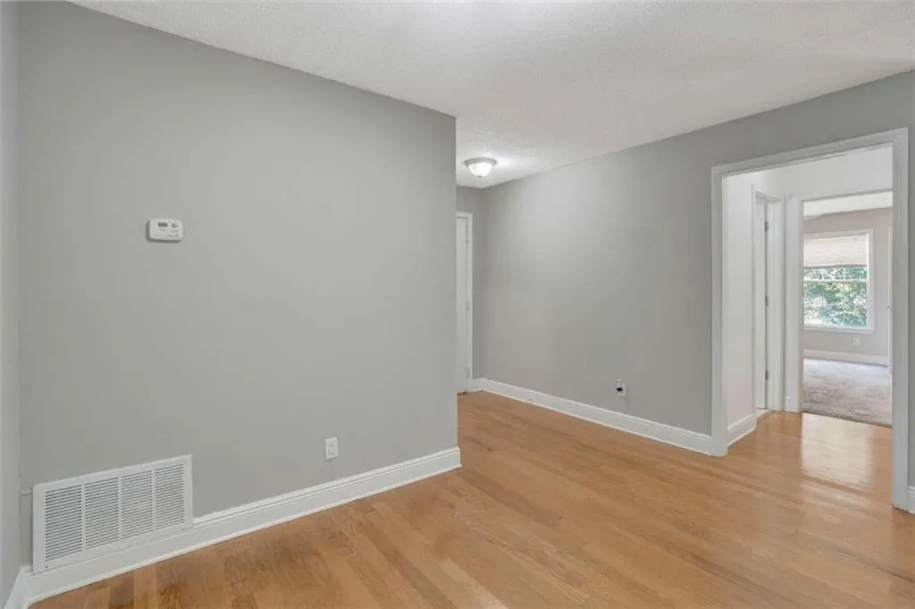 6209 Santa Fe Parkway, Sandy Springs, Georgia 30350, 2 Bedrooms Bedrooms, ,2 BathroomsBathrooms,Residential,Sold,6209 Santa Fe Parkway,7434822