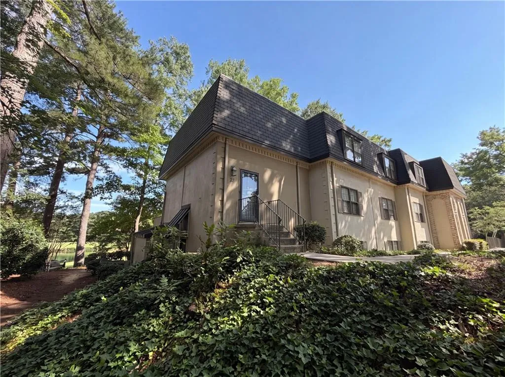 27 Chaumont Square Nw, Atlanta, Georgia 30327, 1 Bedroom Bedrooms, 0 ,1 BathroomBathrooms,Residential,For Sale,27 Chaumont Square Nw,7791353