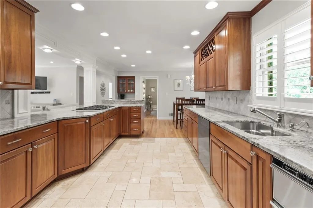 More than ample counter and cabinet space is a huge plus