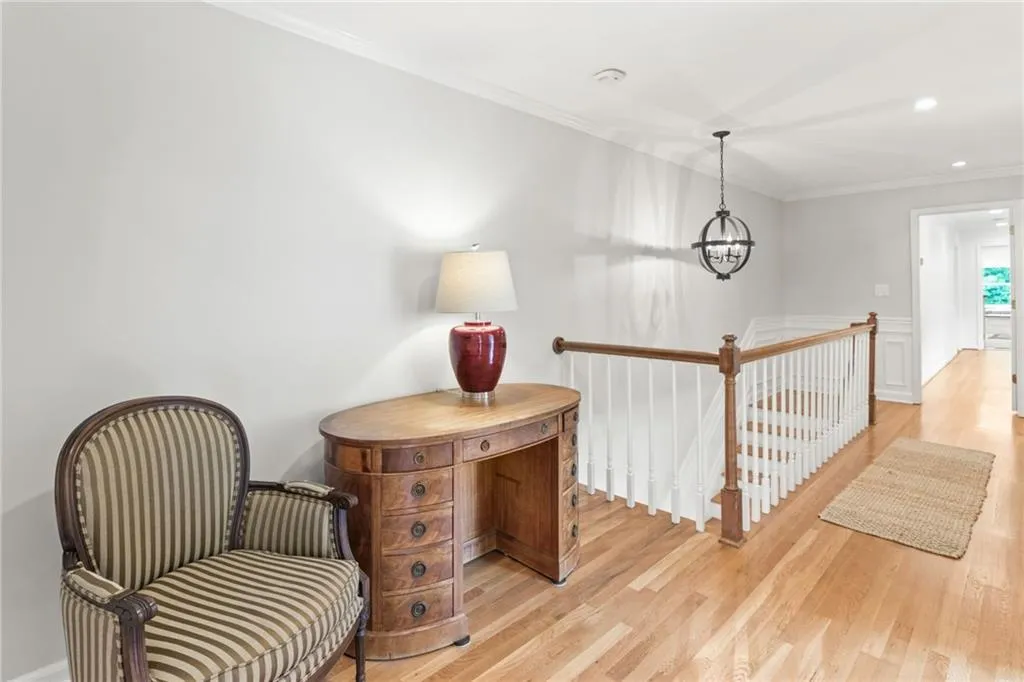 Second story landing