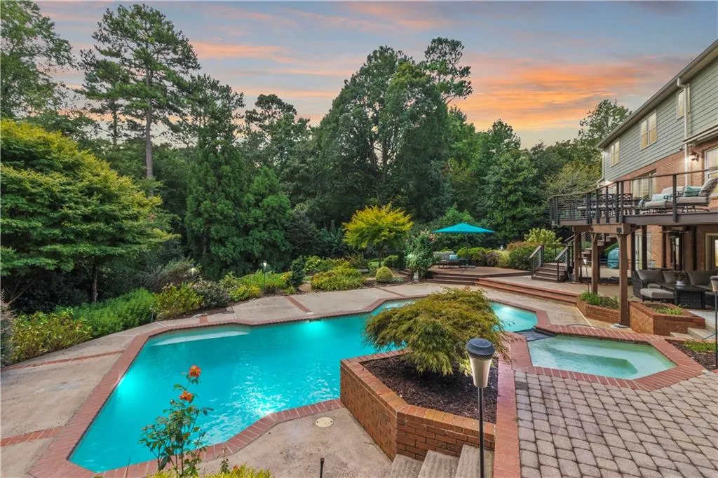 1005 The 16th Fairway, Atlanta, Georgia 30350, 5 Bedrooms Bedrooms, ,5 BathroomsBathrooms,Residential,Sold,1005 The 16th Fairway,7449392