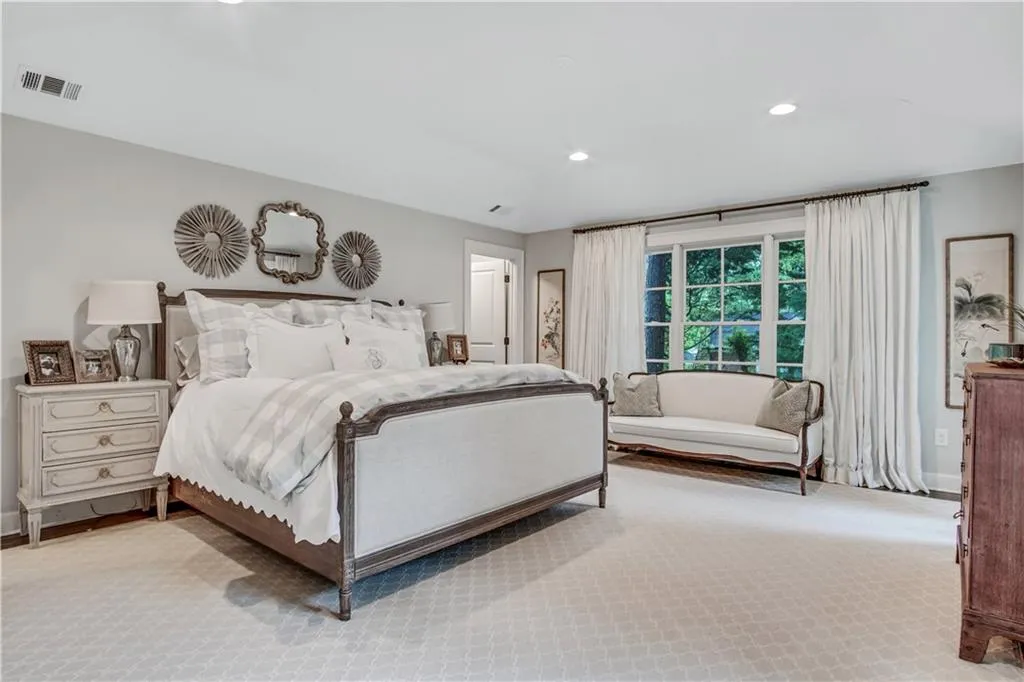 459 Carolwood Lane, Atlanta, Georgia 30342, 4 Bedrooms Bedrooms, ,3 BathroomsBathrooms,Residential,Sold,459 Carolwood Lane,6721092