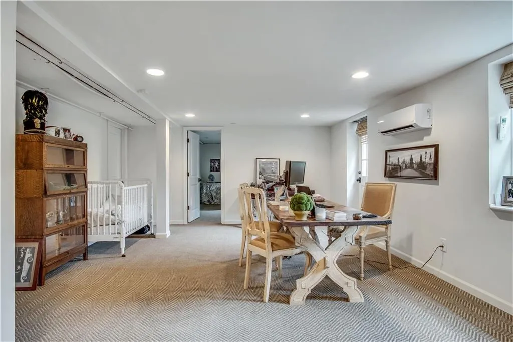 459 Carolwood Lane, Atlanta, Georgia 30342, 4 Bedrooms Bedrooms, ,3 BathroomsBathrooms,Residential,Sold,459 Carolwood Lane,6721092