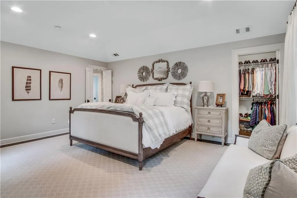 459 Carolwood Lane, Atlanta, Georgia 30342, 4 Bedrooms Bedrooms, ,3 BathroomsBathrooms,Residential,Sold,459 Carolwood Lane,6721092