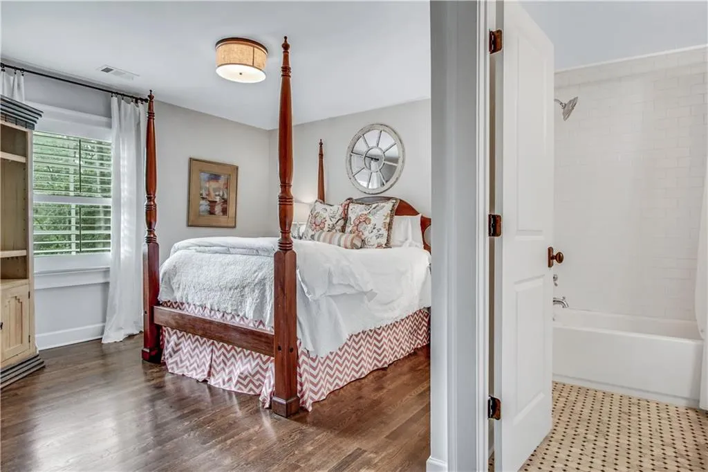 459 Carolwood Lane, Atlanta, Georgia 30342, 4 Bedrooms Bedrooms, ,3 BathroomsBathrooms,Residential,Sold,459 Carolwood Lane,6721092