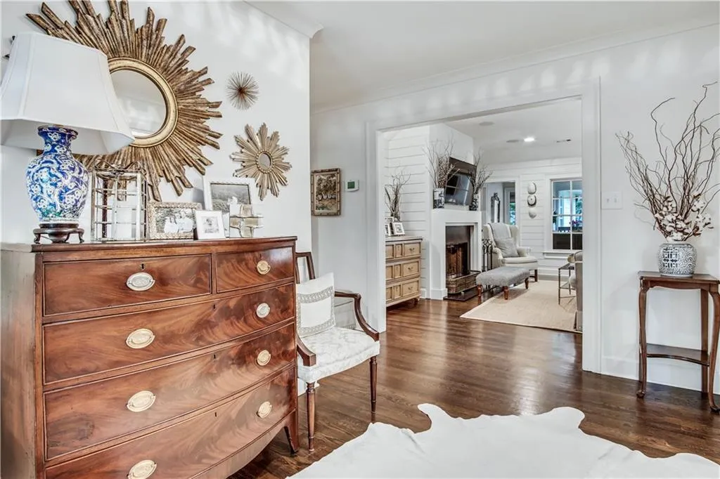 459 Carolwood Lane, Atlanta, Georgia 30342, 4 Bedrooms Bedrooms, ,3 BathroomsBathrooms,Residential,Sold,459 Carolwood Lane,6721092