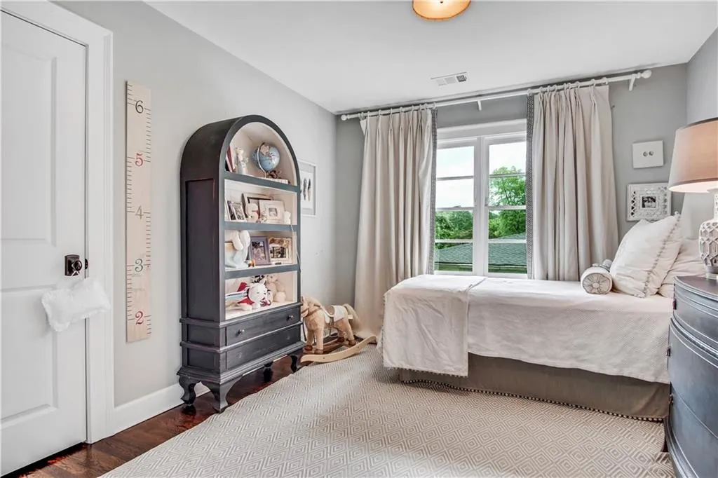 459 Carolwood Lane, Atlanta, Georgia 30342, 4 Bedrooms Bedrooms, ,3 BathroomsBathrooms,Residential,Sold,459 Carolwood Lane,6721092